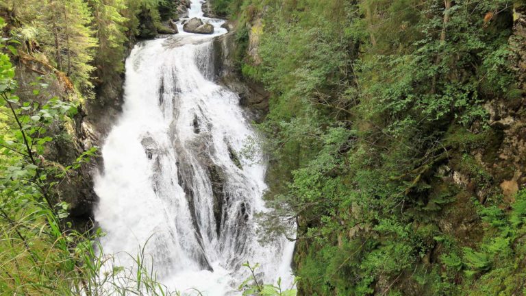 cascate di riva di tures trentino