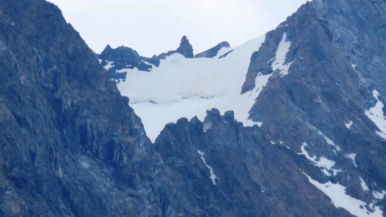 Il terrazzino col bivacco Oggioni