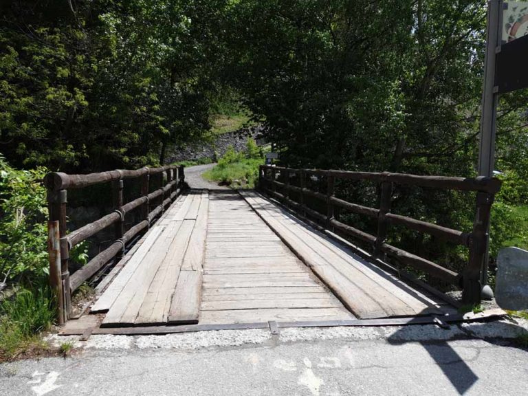 ponte torrente colombaz