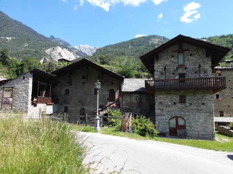 la ruine alta valdigne