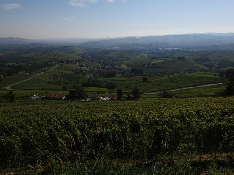 la morra langhe sentiero numero 7 roero