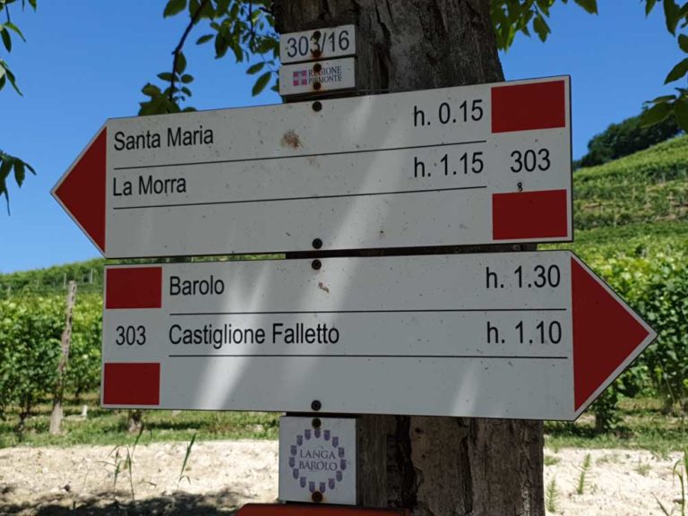 la morra sentiero numero 7 langhe roero