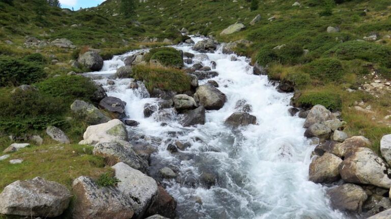 torrente di montagna