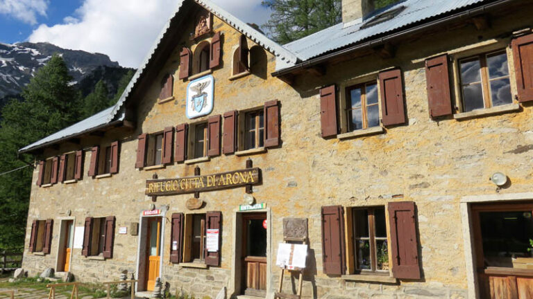 rifugio arona alpe veglia