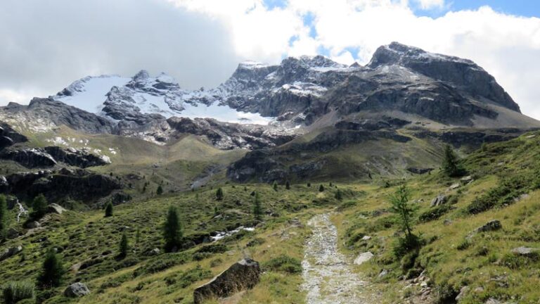 verso il Bivacco Caldarini