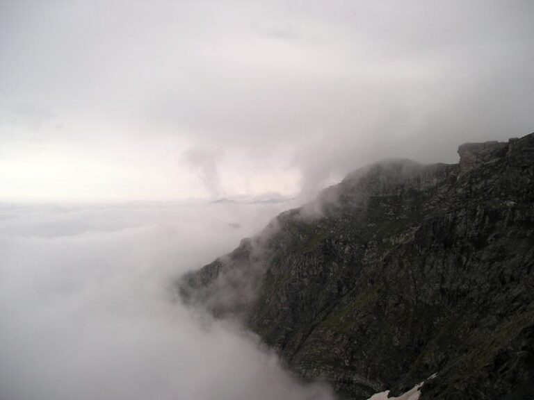 nubi in valle di gressoney