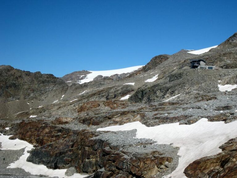 Rifugio Quintino Sella