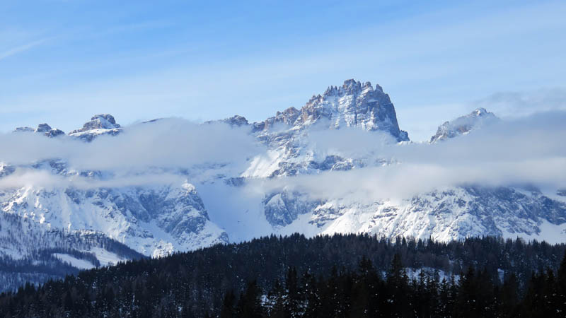 il panorama dal Rifugio Alpe Nemes