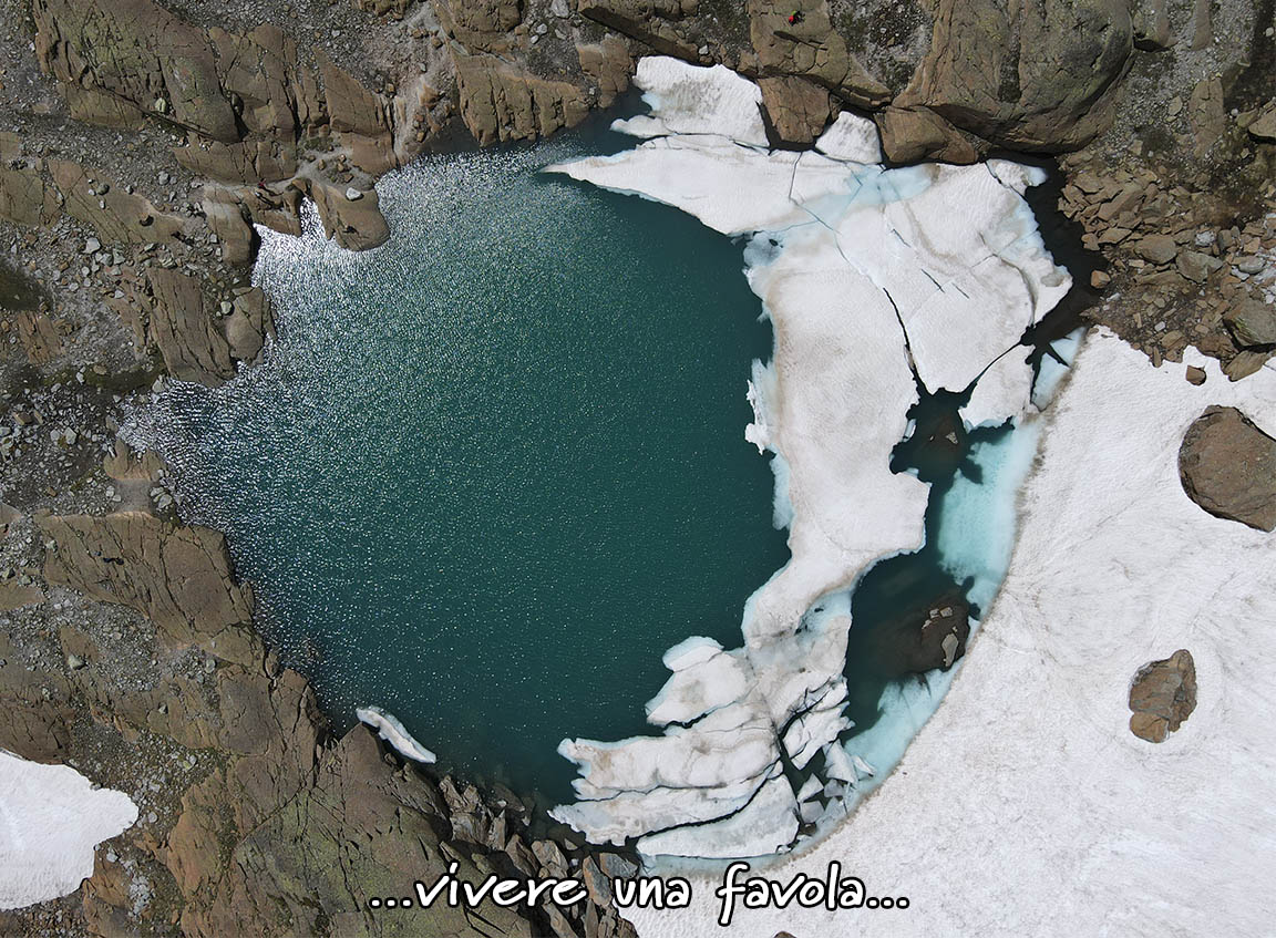 lago della rossa al passo della rossa