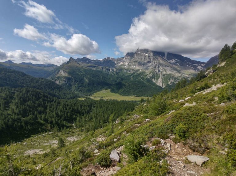 sentiero lago bianco