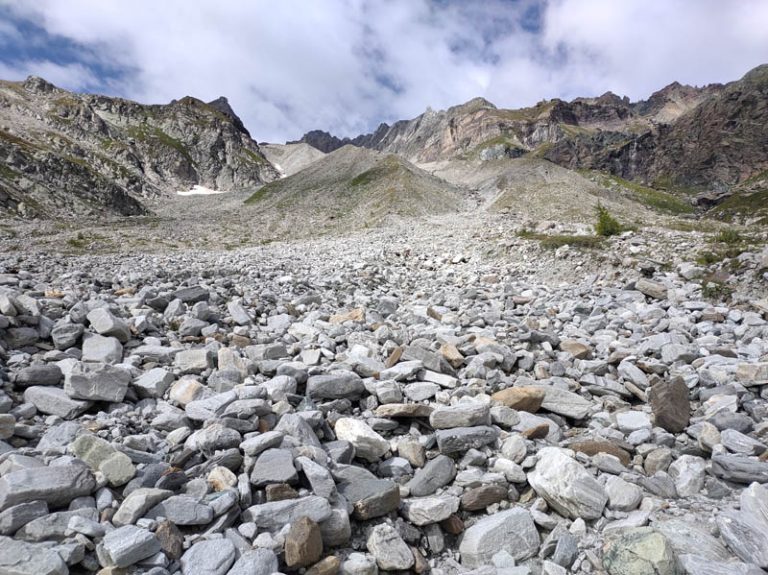 rio della rossa alpe devero