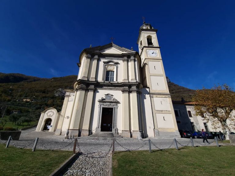 la chiesa di Mezzegra