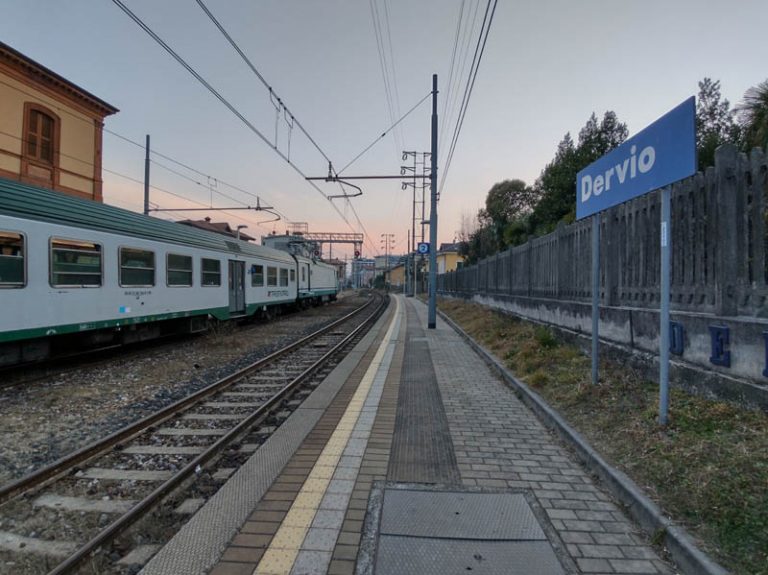 stazione ferroviaria di Dervio