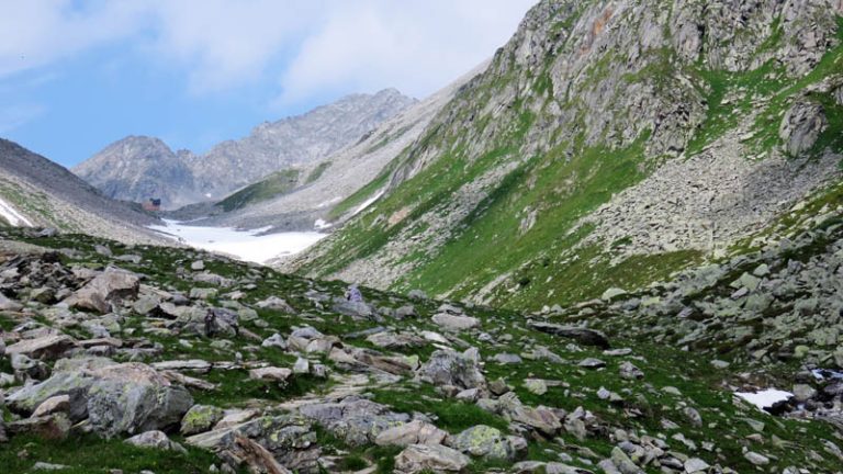 verso il rifugio ponte di ghiaacio