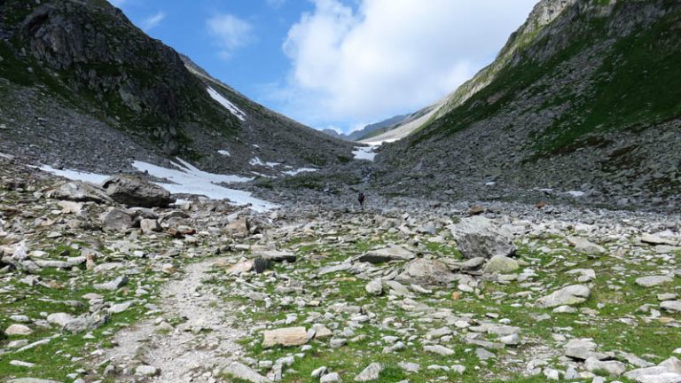 verso il rifugio ponte di ghiaacio