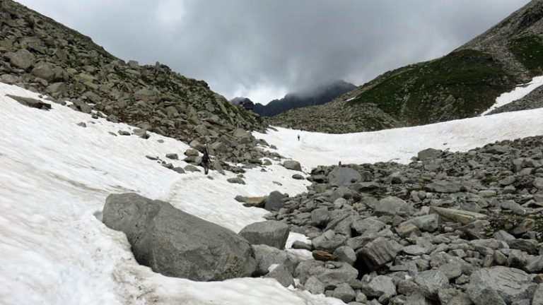 rifugio ponte di ghiaccio sentiero di salita