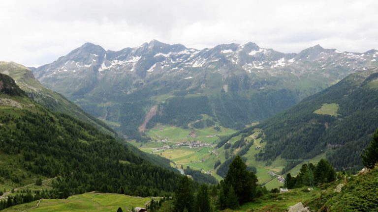 Riva di Tures dal Rifugio Roma