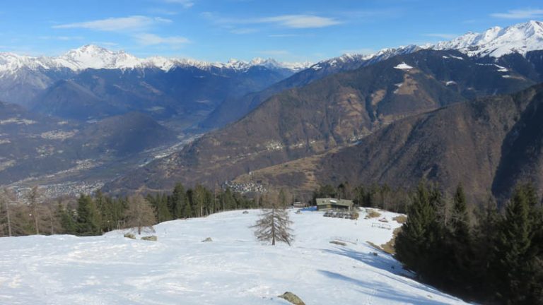 rifugio bar bianco