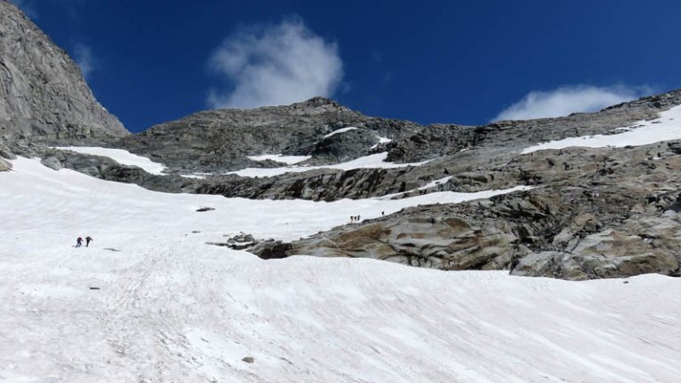 rifugio sasso nero percorso di salita