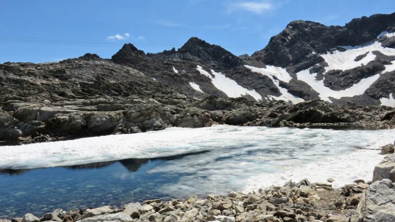 un laghetto nei pressi del Rifugio Vedrette di Ries