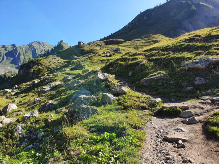 sentiero rifugio elena