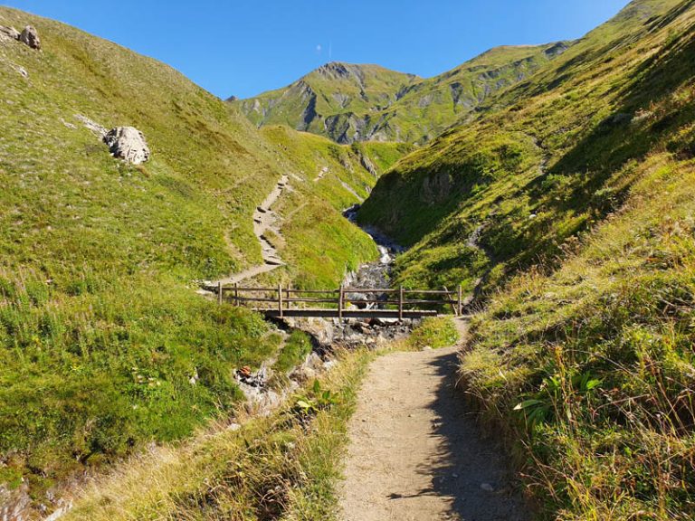 rifugio elena val ferret