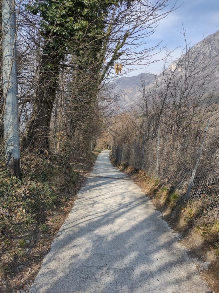 sentiero del viandante da abbadia lariana a lierna