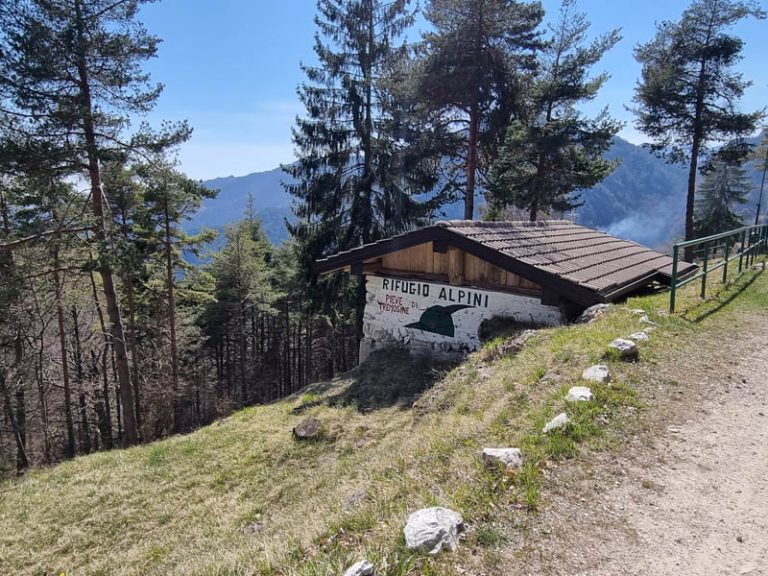 rifugio alpini fratelli pedercini