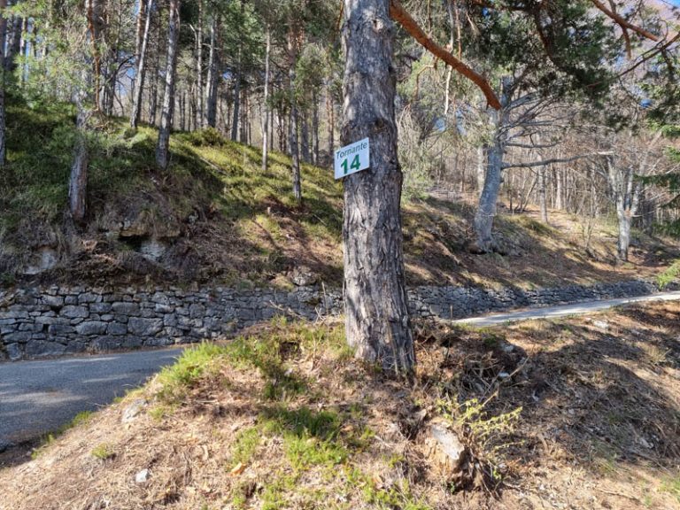 percorso di salita verso il rifugio alpini fratelli pedercini