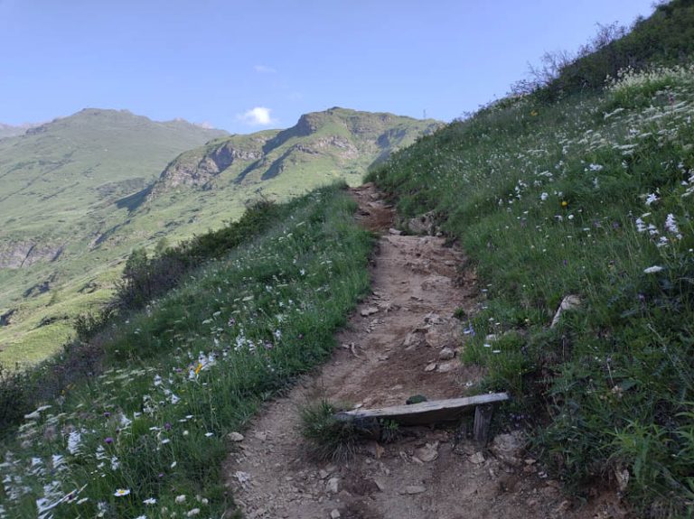 sentiero verso il Lago Kastel