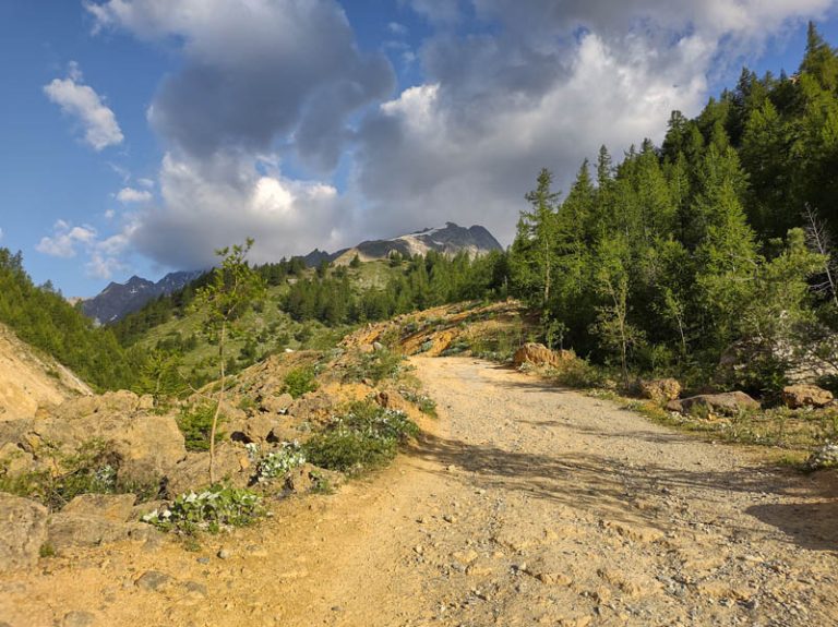 verso il Lago Combal