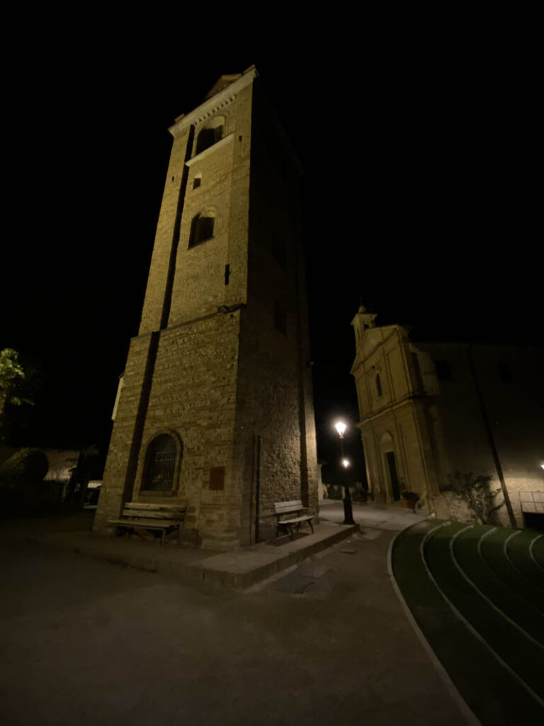 torre campanaria di monforte d'alba