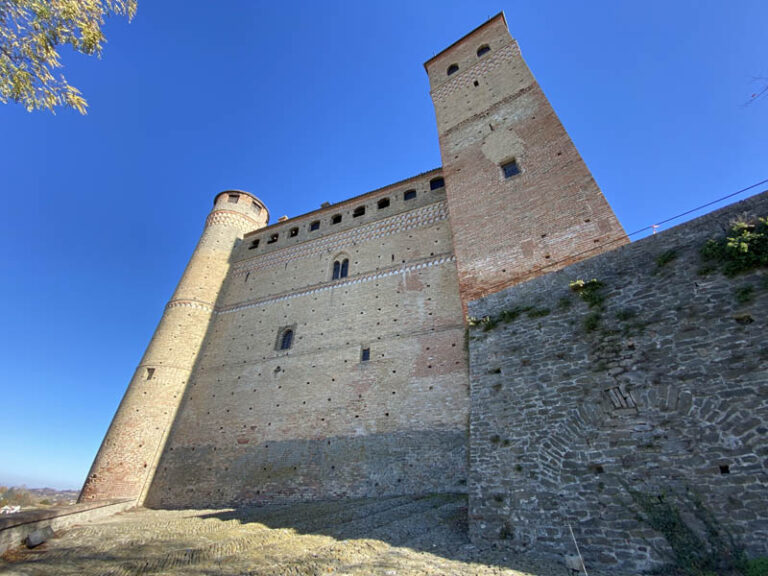 il castello di Serralunga d'Alba