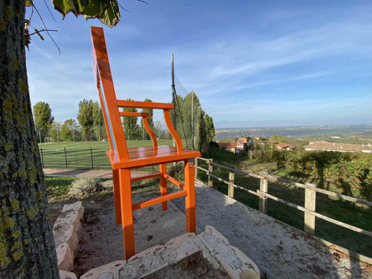 la cadrega di piazza monviso a novello