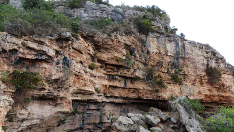 trekking sentiero cultura borgo verezzi