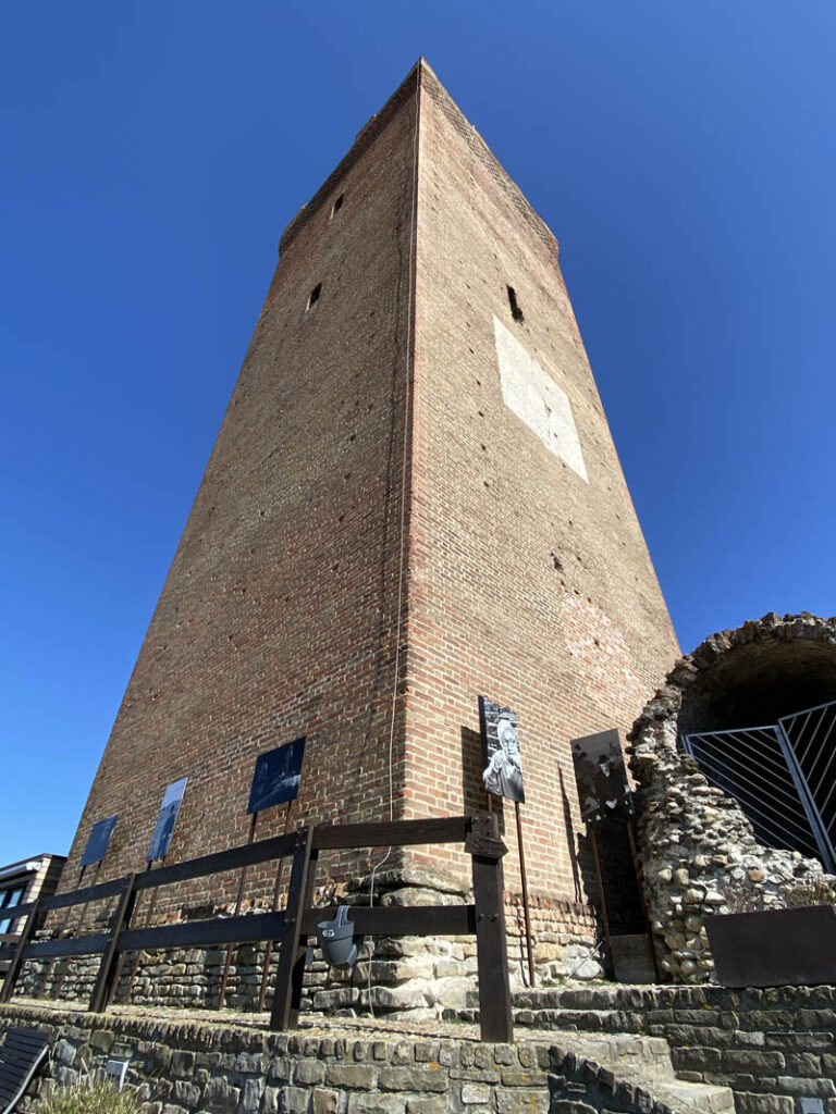 torre di barbaresco