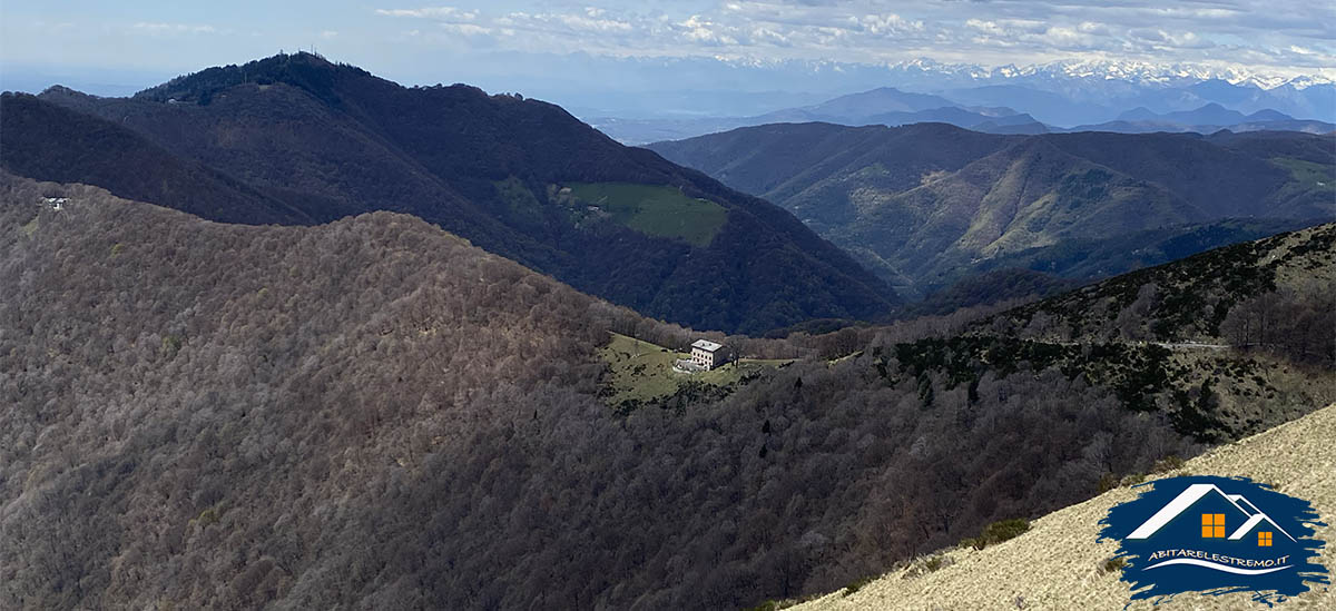 la vista dal Monte Colmegnone
