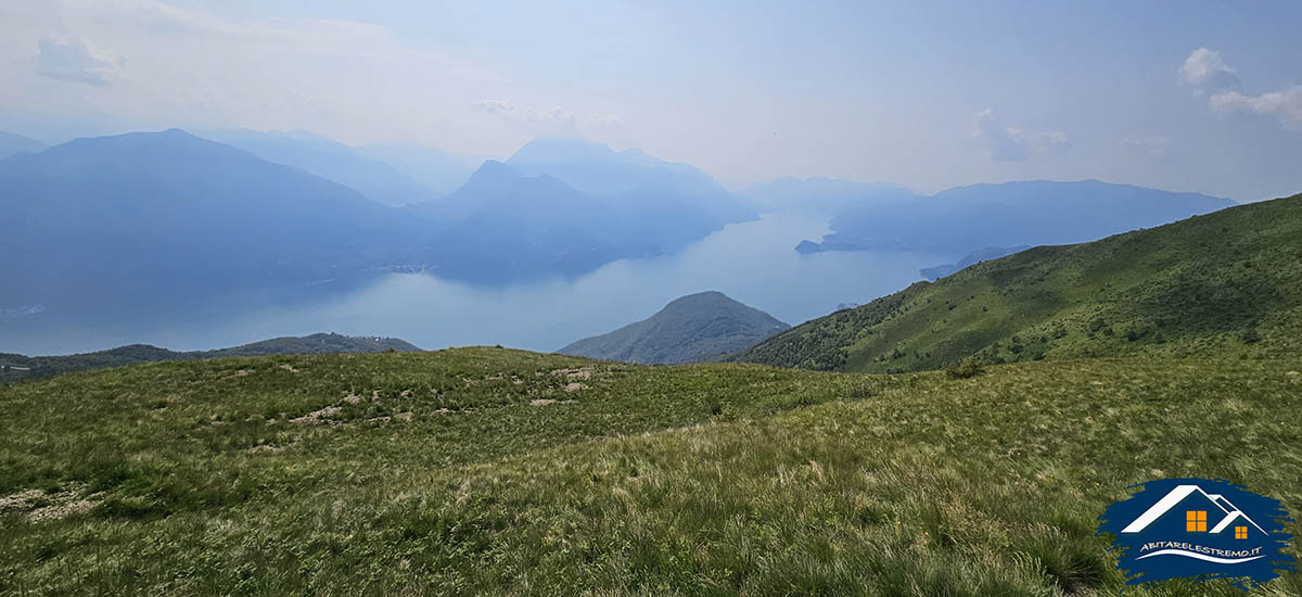 lago di como dal sentiero per il rifugio menaggio