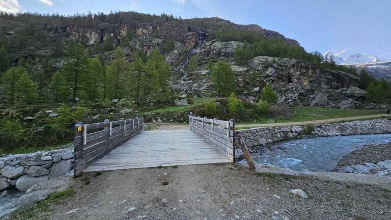 ponte torrente salvata Pont Valsavarenche