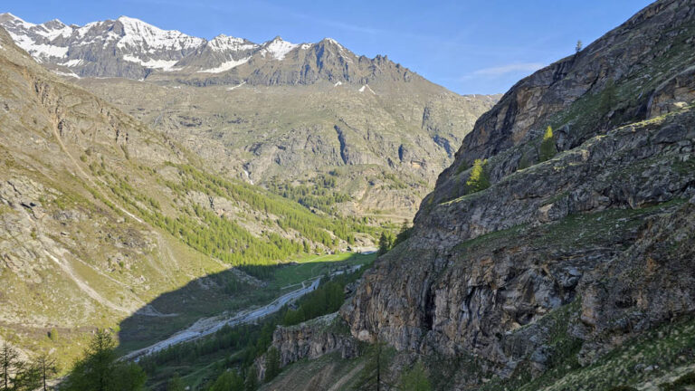 sentiero rifugio vittorio emanuele II valsavarenche