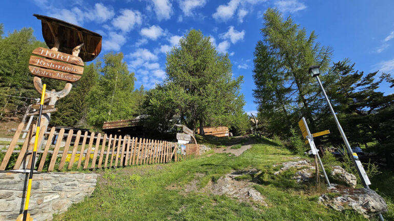 sentiero di salita rifugio mont fallere