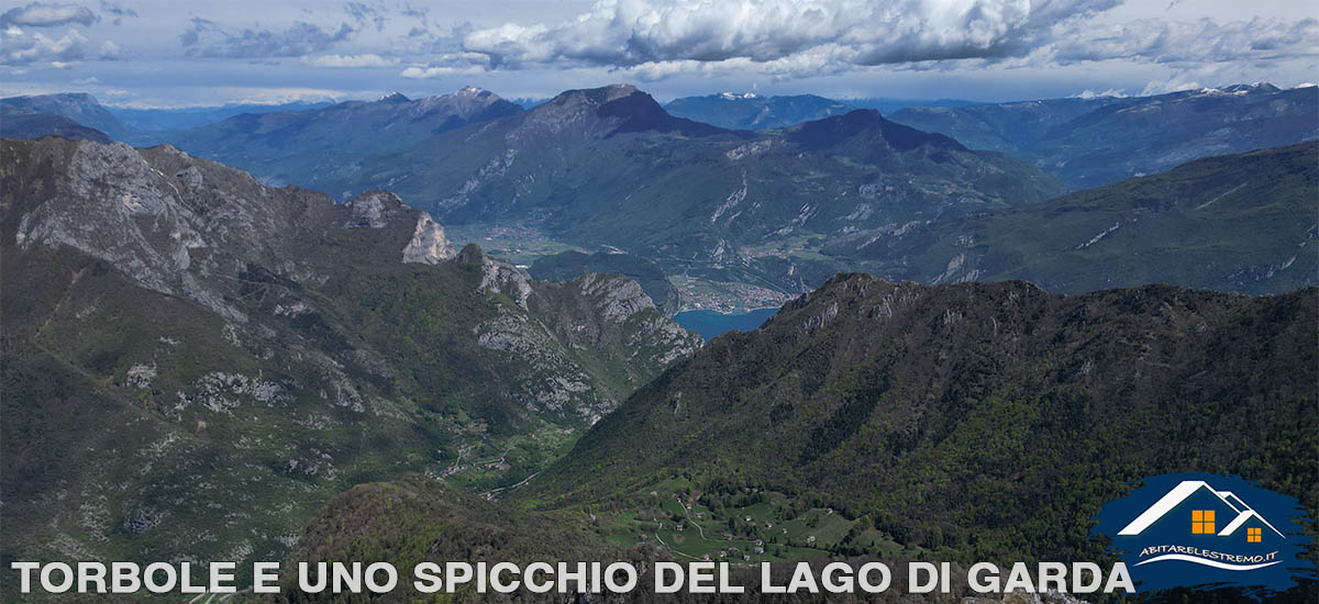il panorama dal Monte Carone