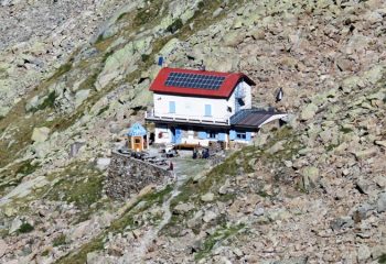 il Rifugio Morelli-Buzzi