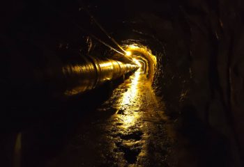 tunnel verso il lago di agaro